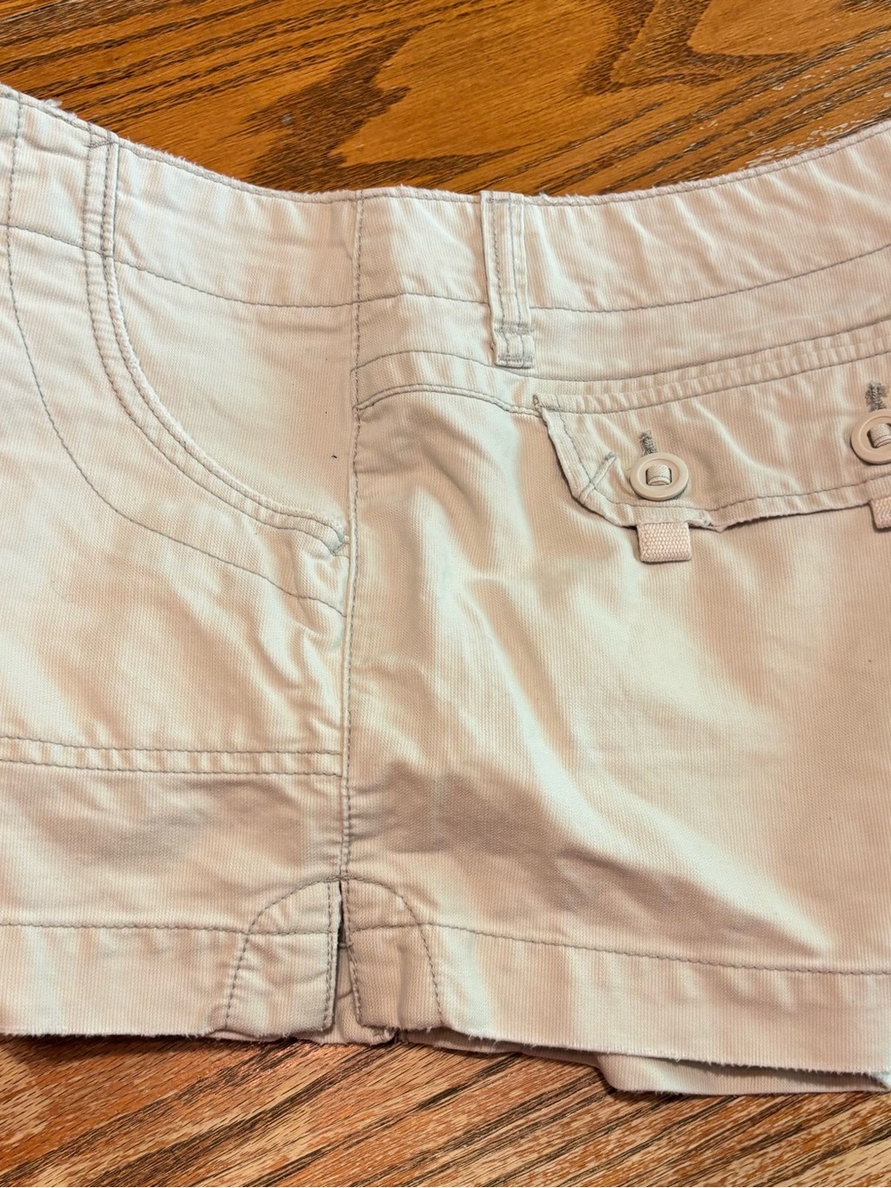American Eagle Outfitters Light Beige Bermuda Shorts
